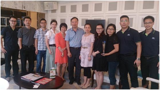 97至尊国际再荣获“13/14年度昭通宝洁Brand Operation供给商最佳客服团队大奖”